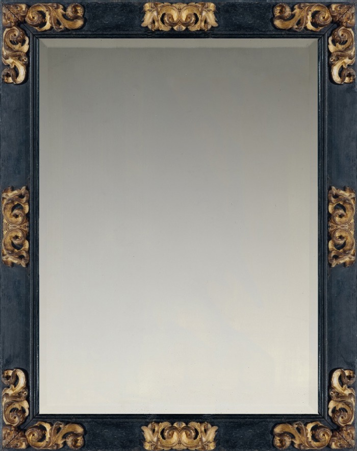 17th century Spanish Baroque cassetta frame